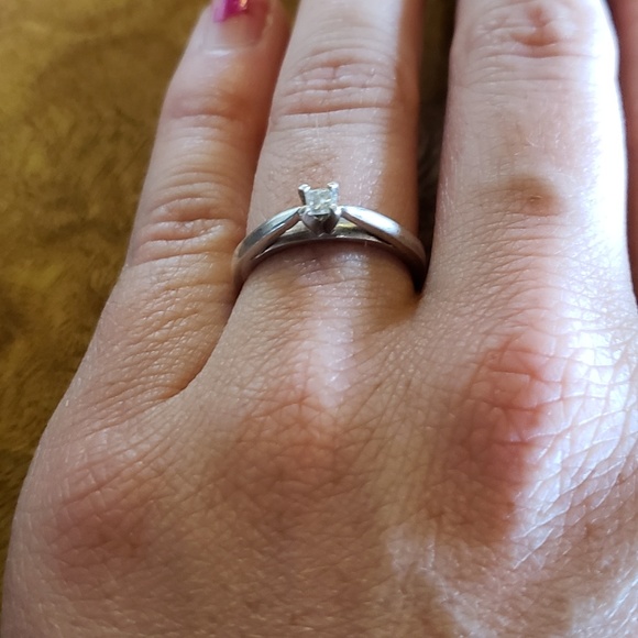 Platinaire promise ring obo - Picture 7 of 7